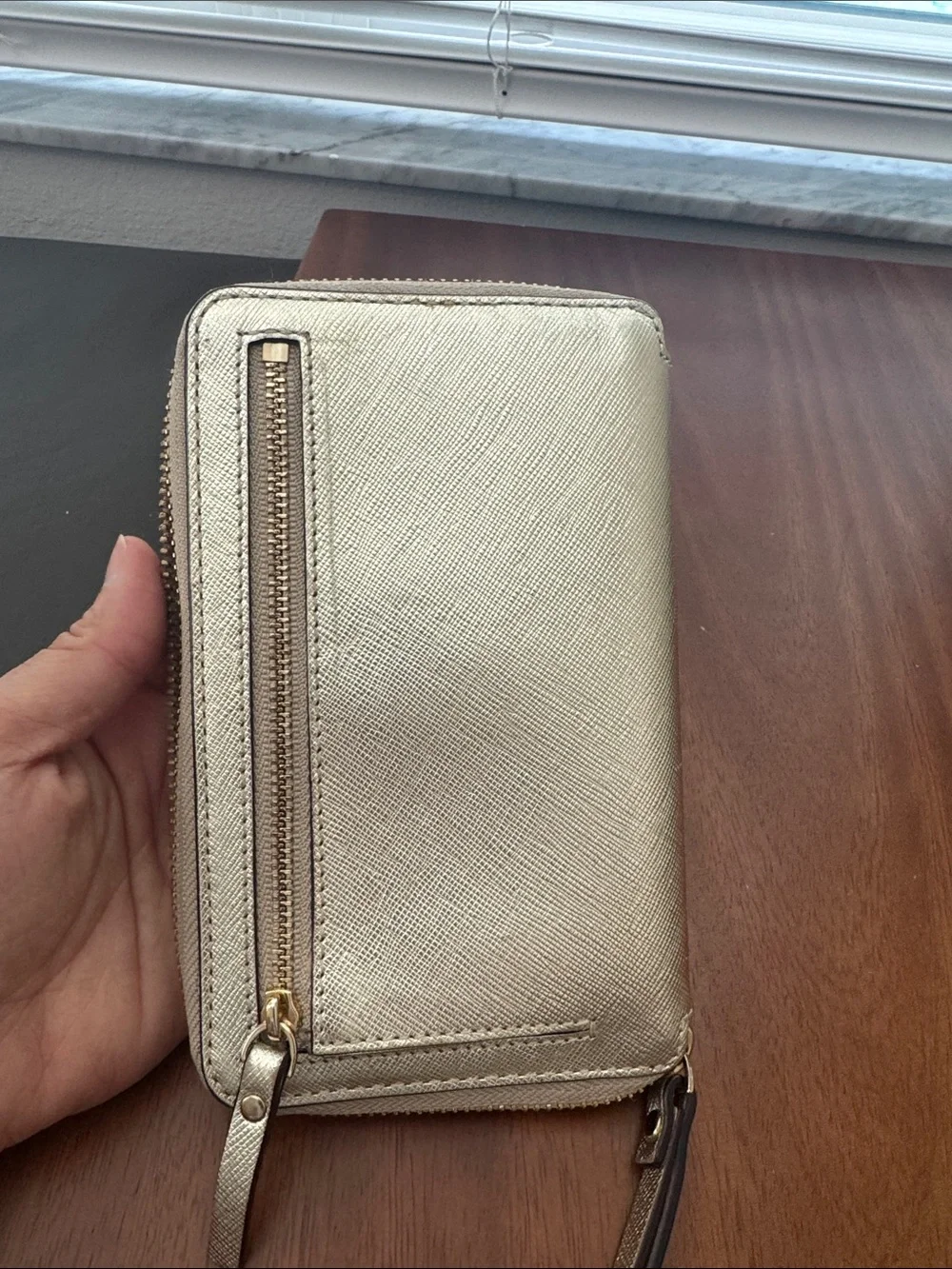 kate spade metallic gold wristlet clutch